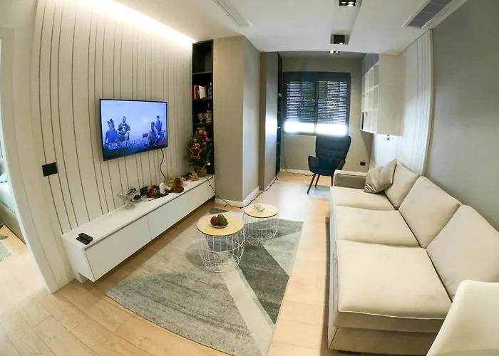 Roza's Center Appartement Tirana