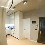 Roza's Center Apartment Tirana