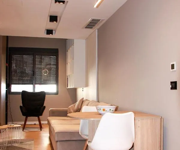 Roza's Center ティラナ